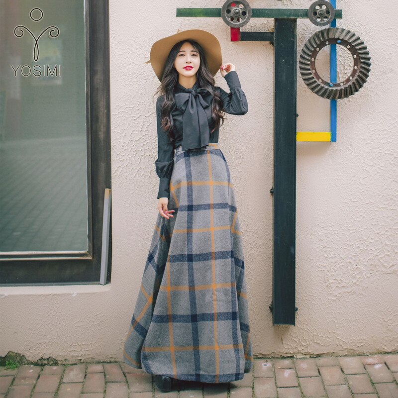 Woolen plaid skirt