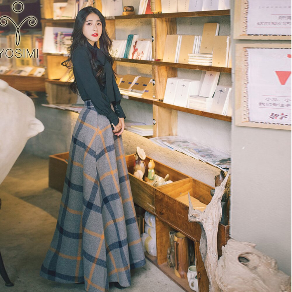Woolen plaid skirt