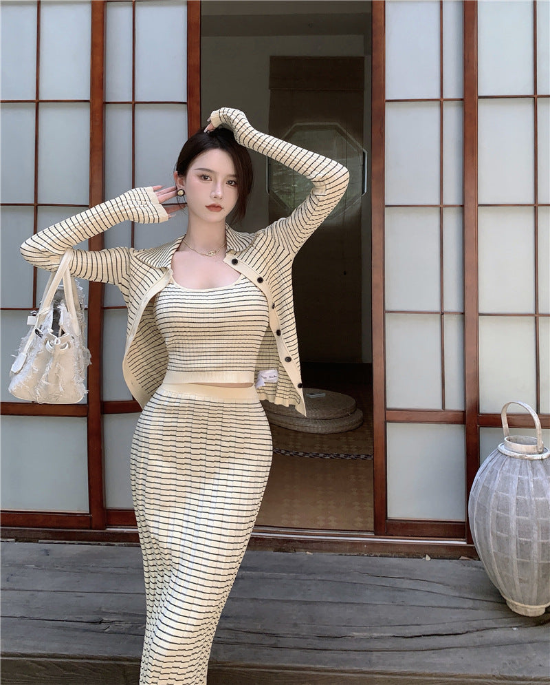 Buttoned Hollow Bottoming Shirt Small Coat Top