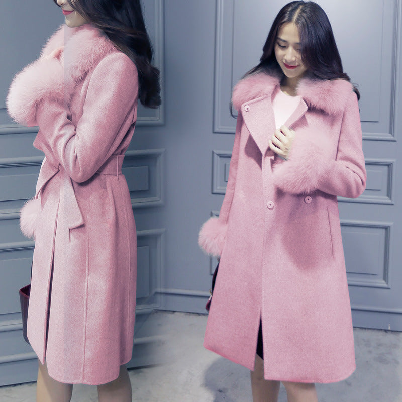 Slim long woolen coat with cotton wool collar and waist