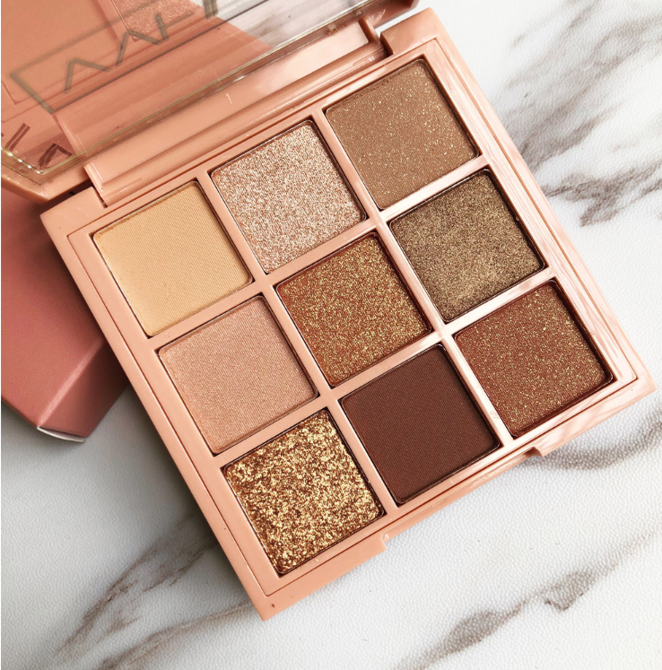 9 Shades Eyeshadow Palette  nude makeup lazy beginner girl Glitter & Matte Eyeshadow Palette.